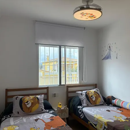 En Con 3 Dobles Y Piscina A 150 Metros De La Playa Les Deveses *