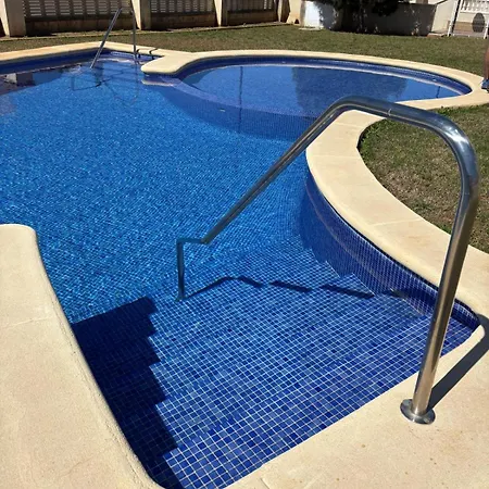 Appartement En Con 3 Dobles Y Piscina A 150 Metros De La Playa Les Deveses Dénia