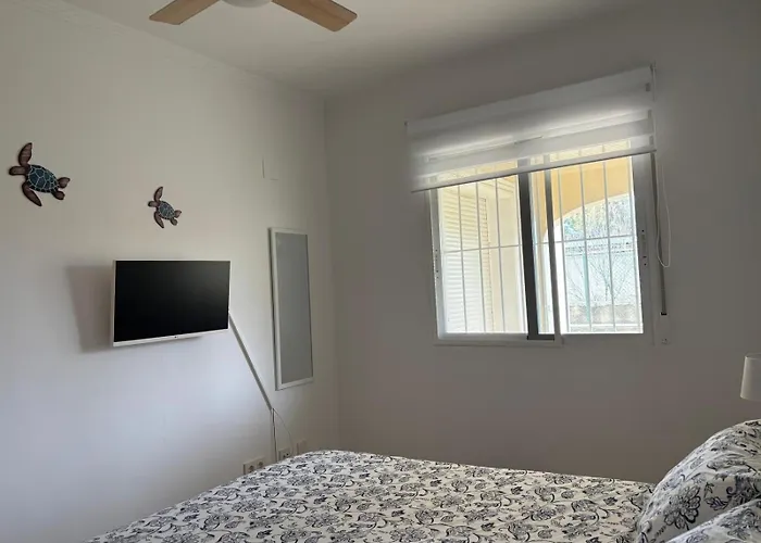 En Con 3 Dobles Y Piscina A 150 Metros De La Playa Les Deveses Apartment *