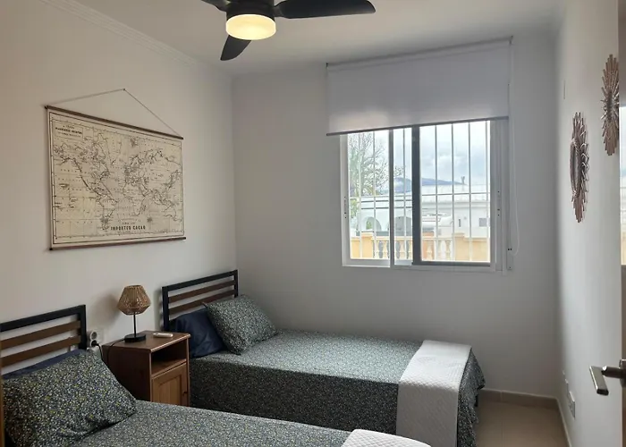 Apartment En Con 3 Dobles Y Piscina A 150 Metros De La Playa Les Deveses Denia