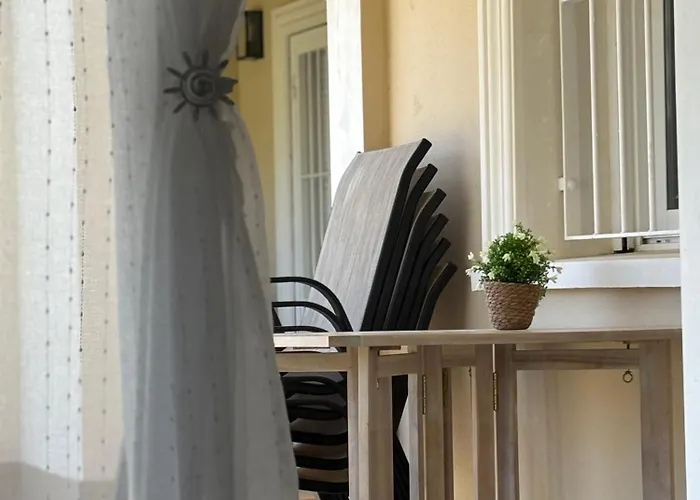 Apartment En Con 3 Dobles Y Piscina A 150 Metros De La Playa Les Deveses *